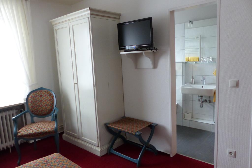 Hotel Waffenschmiede Кил Стая снимка